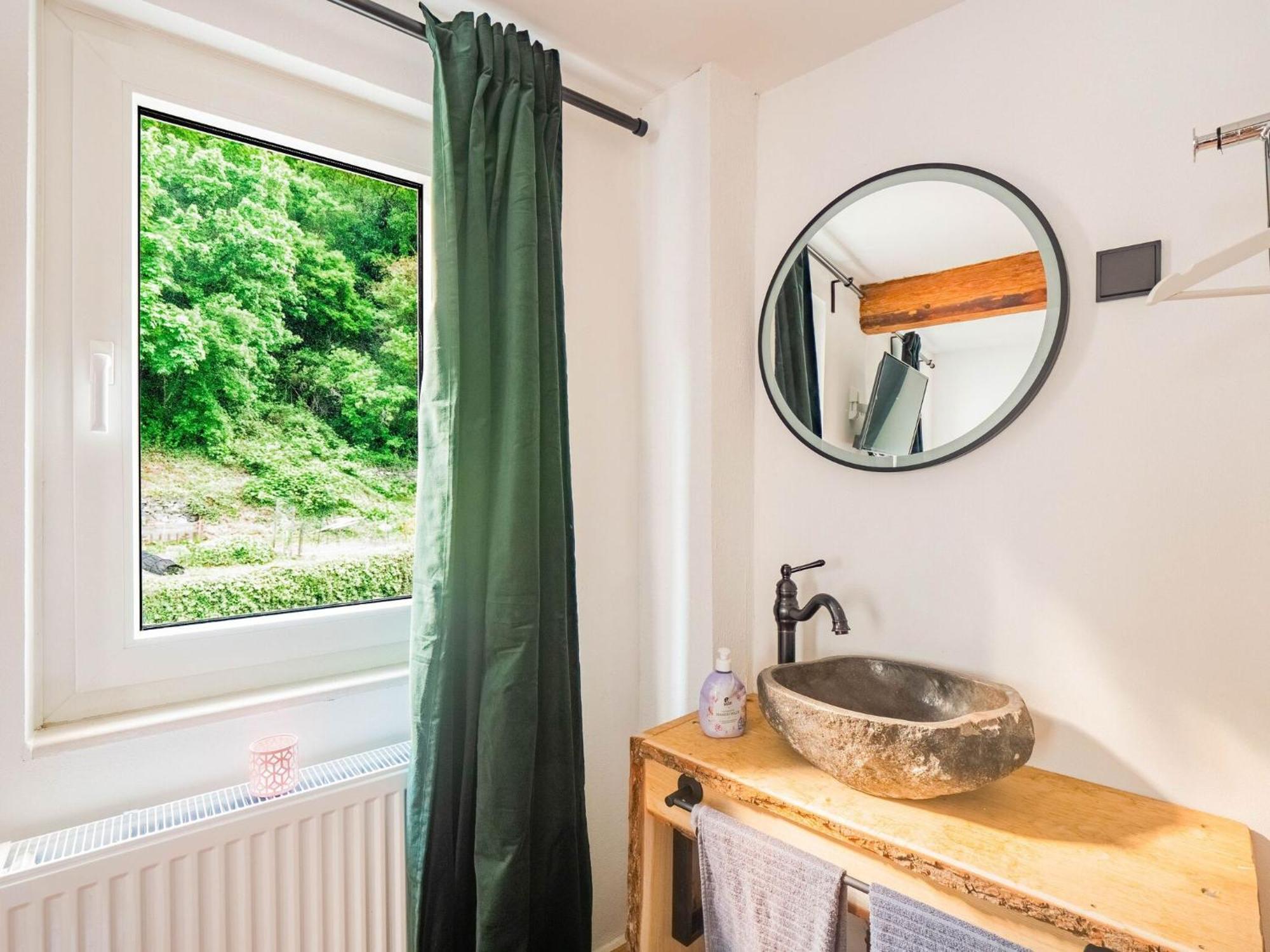 Cosy Holiday Home In Sankt Goarshausen With Barbecue Екстериор снимка